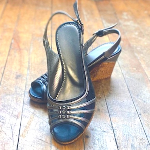Vintage wedge peep-toe heels. Size 38. - Picture 2 of 6